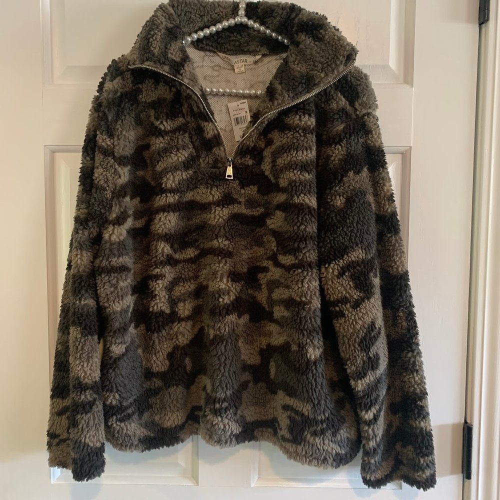 NEW Vanilla Star Ladies Plus Size Camo Sherpa Quarter Zip Pullover Size 1X